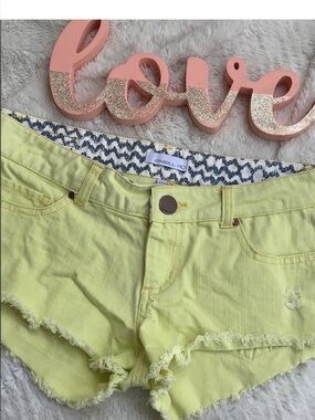 O’Neill Yellow denim shorts